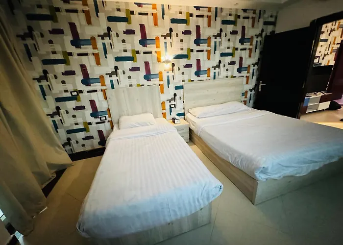 Aparthotel Luxury Cecelia *